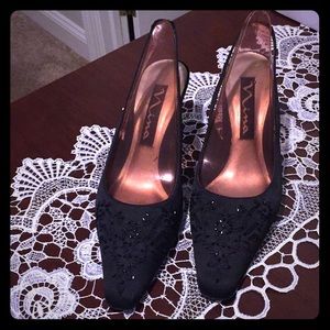 Elegant beaded black shoes